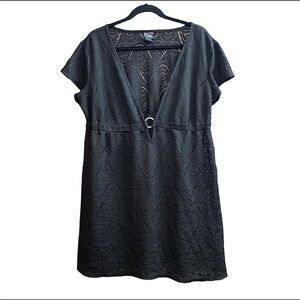 CATALINA Woman's Black Mesh Swimsuit cover up size 3X.  (22w-24w)